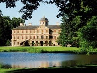 Schloss Favorite (Bildnachweis: Foto: H.D. Volz - Mit freundlicher Genehmigung der Stadt Rastatt) Schloss Favorite (Bildnachweis: Foto: H.D. Volz - Mit freundlicher Genehmigung der Stadt Rastatt)
